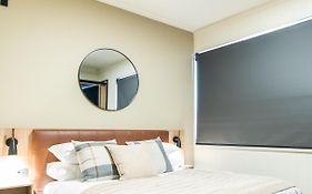 Eyre Hotel